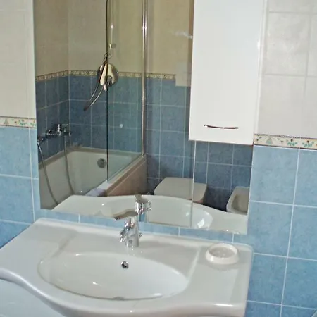 La Capanna * フランカヴィッラ・アル・マーレ